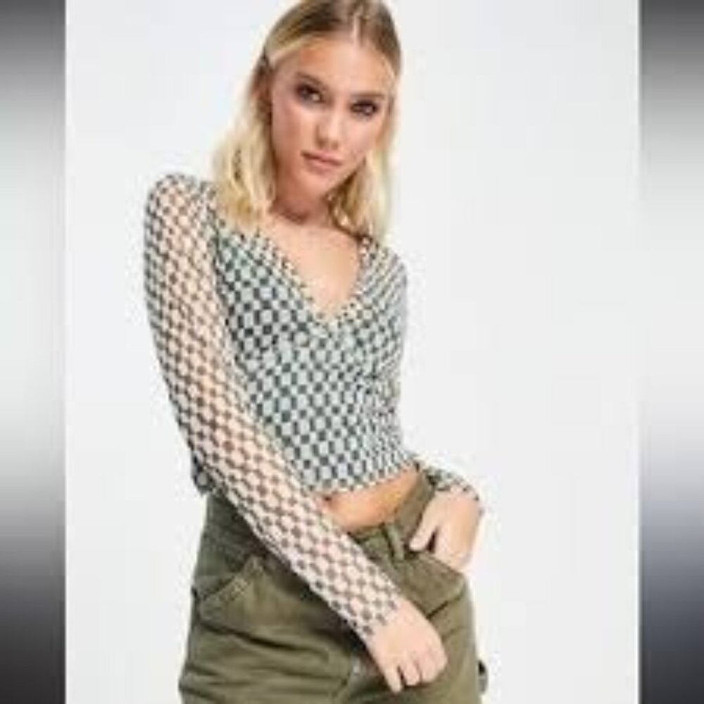 Abercrombie & Fitch Checkered Printed Mesh Sheer Sleeve‎ Crop Top In Green XS